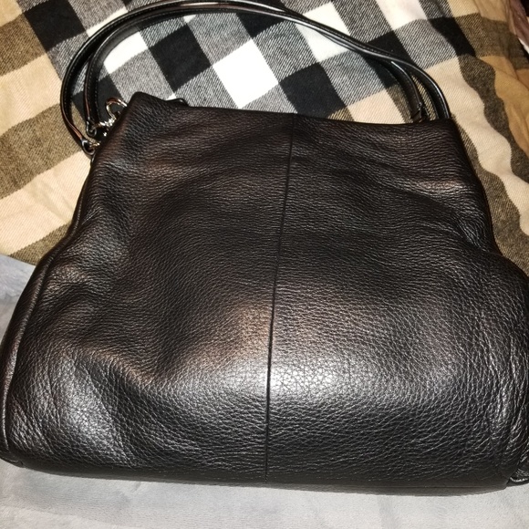 Coach Handbags - Coach pocketbook